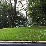 Fenetre Sur Les Pyrenees *